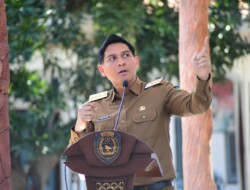 Lucky Hakim Perangi Kemiskinan di Indramayu